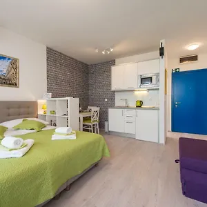 Ink Apartamento Split